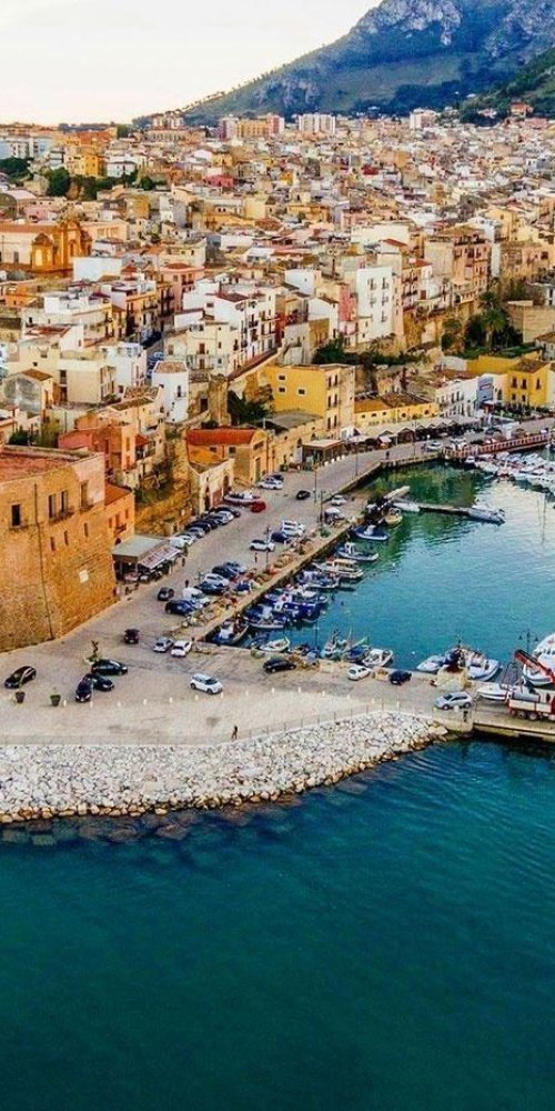 Historic streets of Castellammare del Golfo